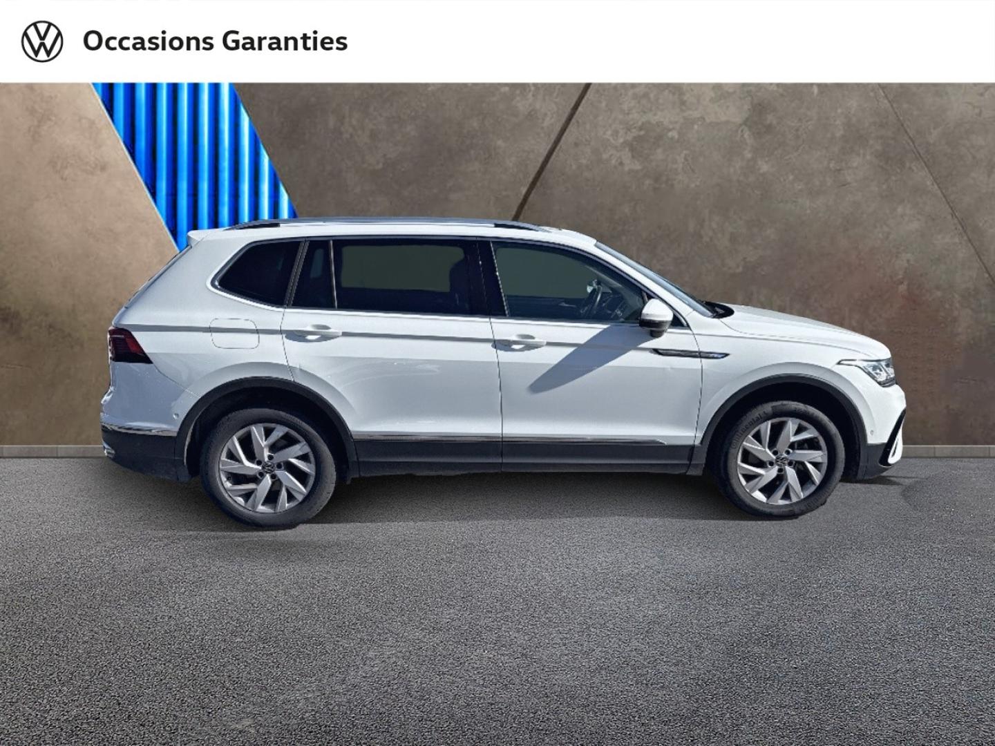 Voitures occasions VOLKSWAGEN TIGUAN ALLSPACE Elegance Exclusive Metz