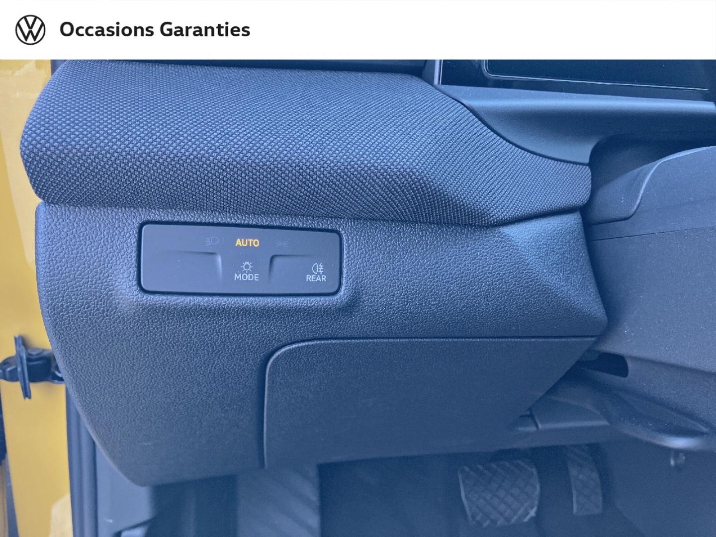 Voitures occasions VOLKSWAGEN T-ROC Base Metz