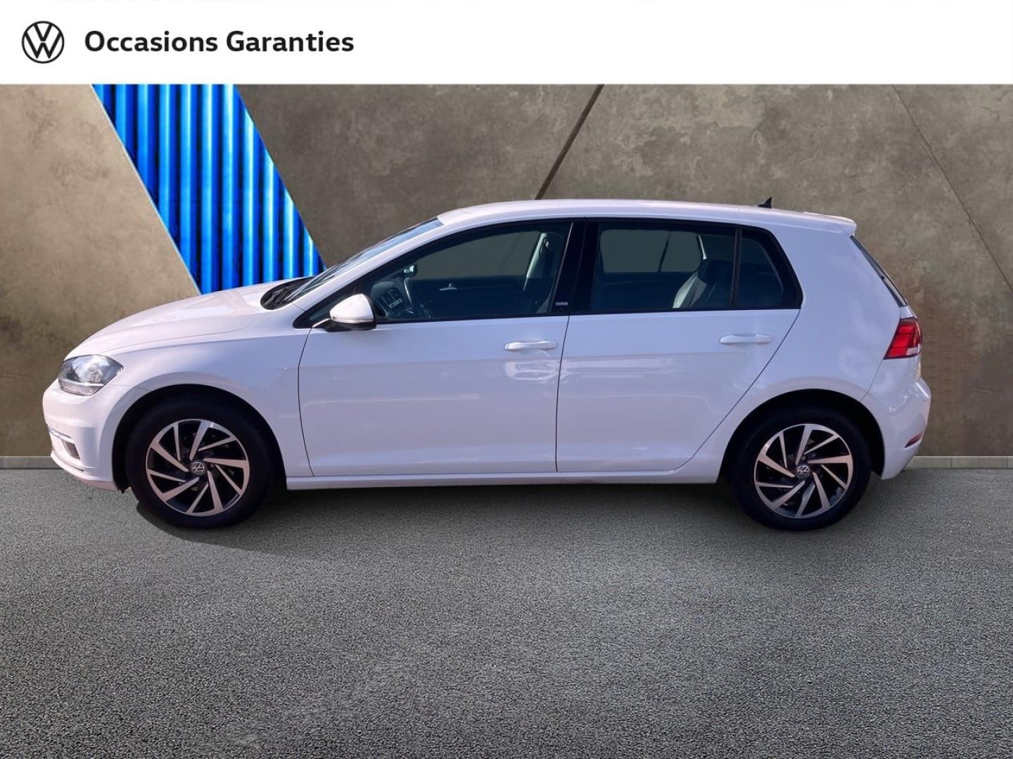 Voitures occasions VOLKSWAGEN GOLF Sound Longeville-lès-Saint-Avold