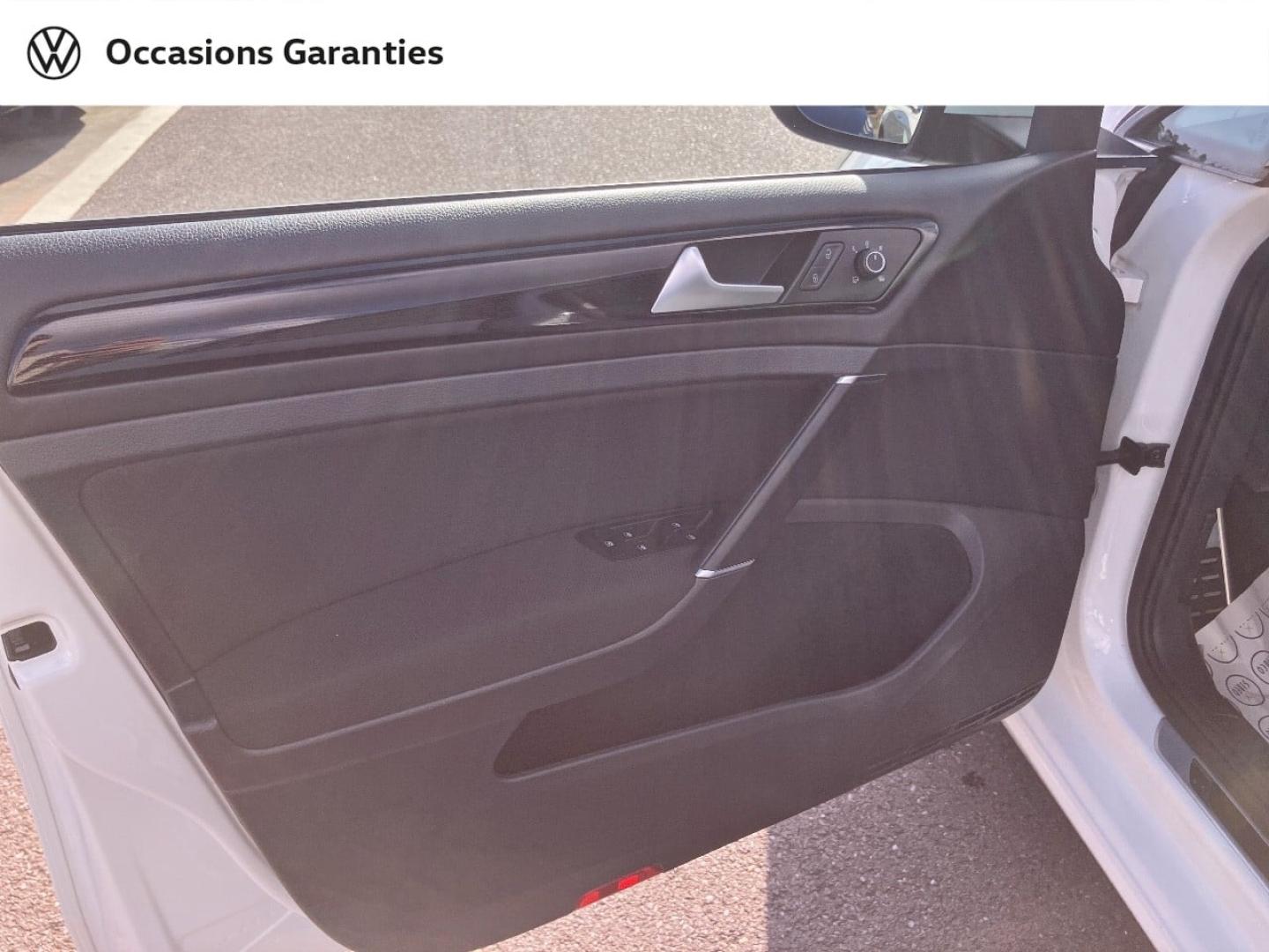 Voitures occasions VOLKSWAGEN GOLF Sound Longeville-lès-Saint-Avold