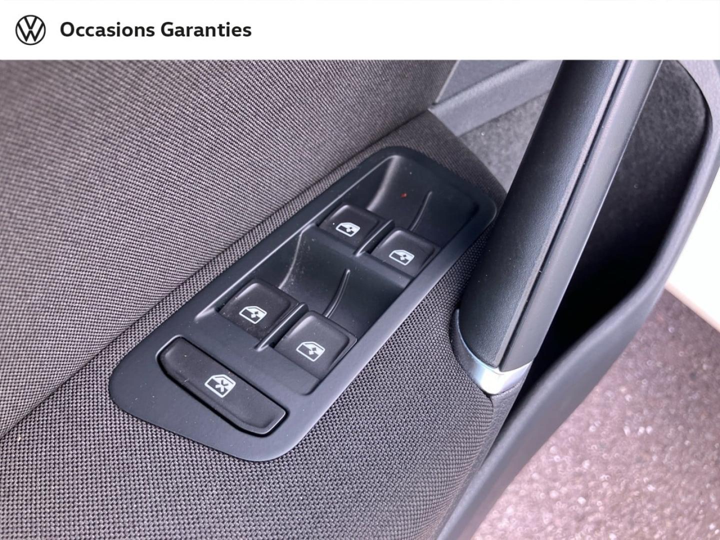Voitures occasions VOLKSWAGEN GOLF Sound Longeville-lès-Saint-Avold