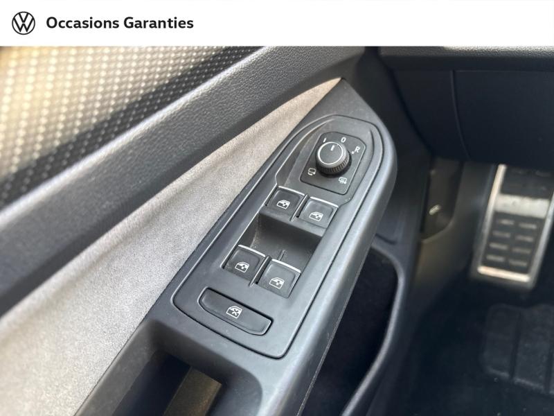 Voitures occasions VOLKSWAGEN GOLF R-Line Sarreguemines