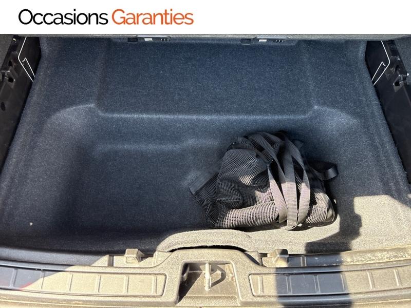Voitures occasions VOLVO XC40 Momentum Sarreguemines