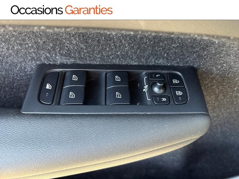 Voitures occasions VOLVO XC40 Momentum Sarreguemines