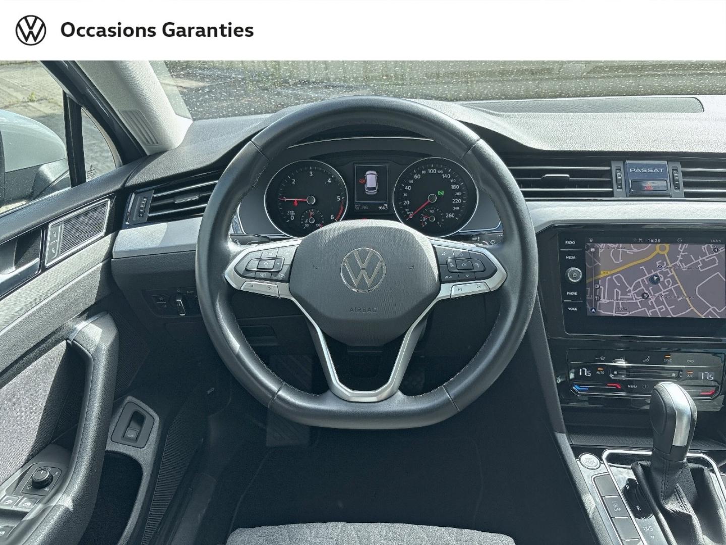 Voitures occasions VOLKSWAGEN Passat SW Life Plus Sarreguemines