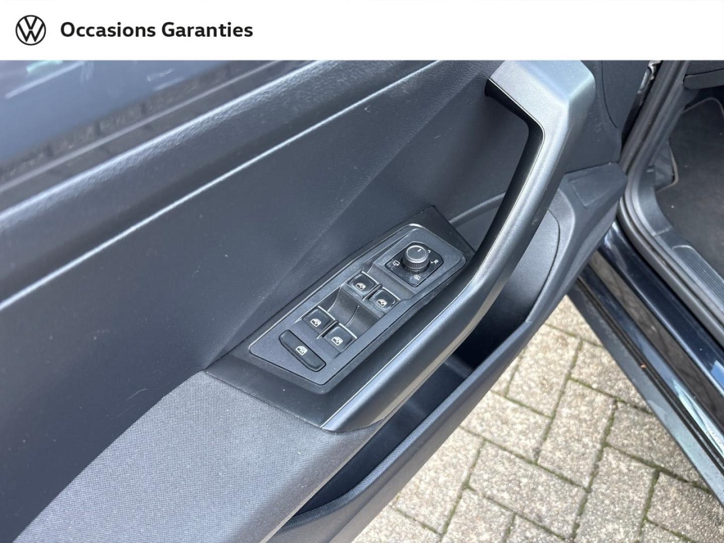 Voitures occasions VOLKSWAGEN T-ROC Carat Sarreguemines