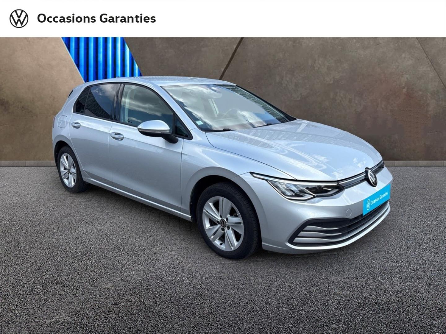 Voitures occasions VOLKSWAGEN GOLF Life Sarreguemines