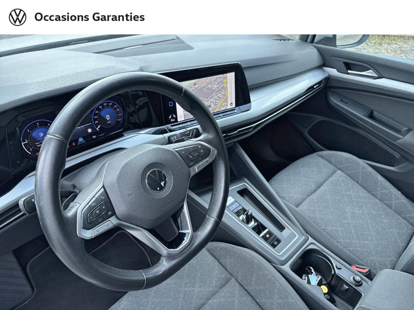 Voitures occasions VOLKSWAGEN GOLF Life Sarreguemines
