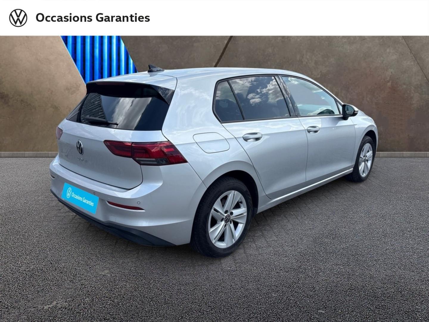 Voitures occasions VOLKSWAGEN GOLF Life Sarreguemines
