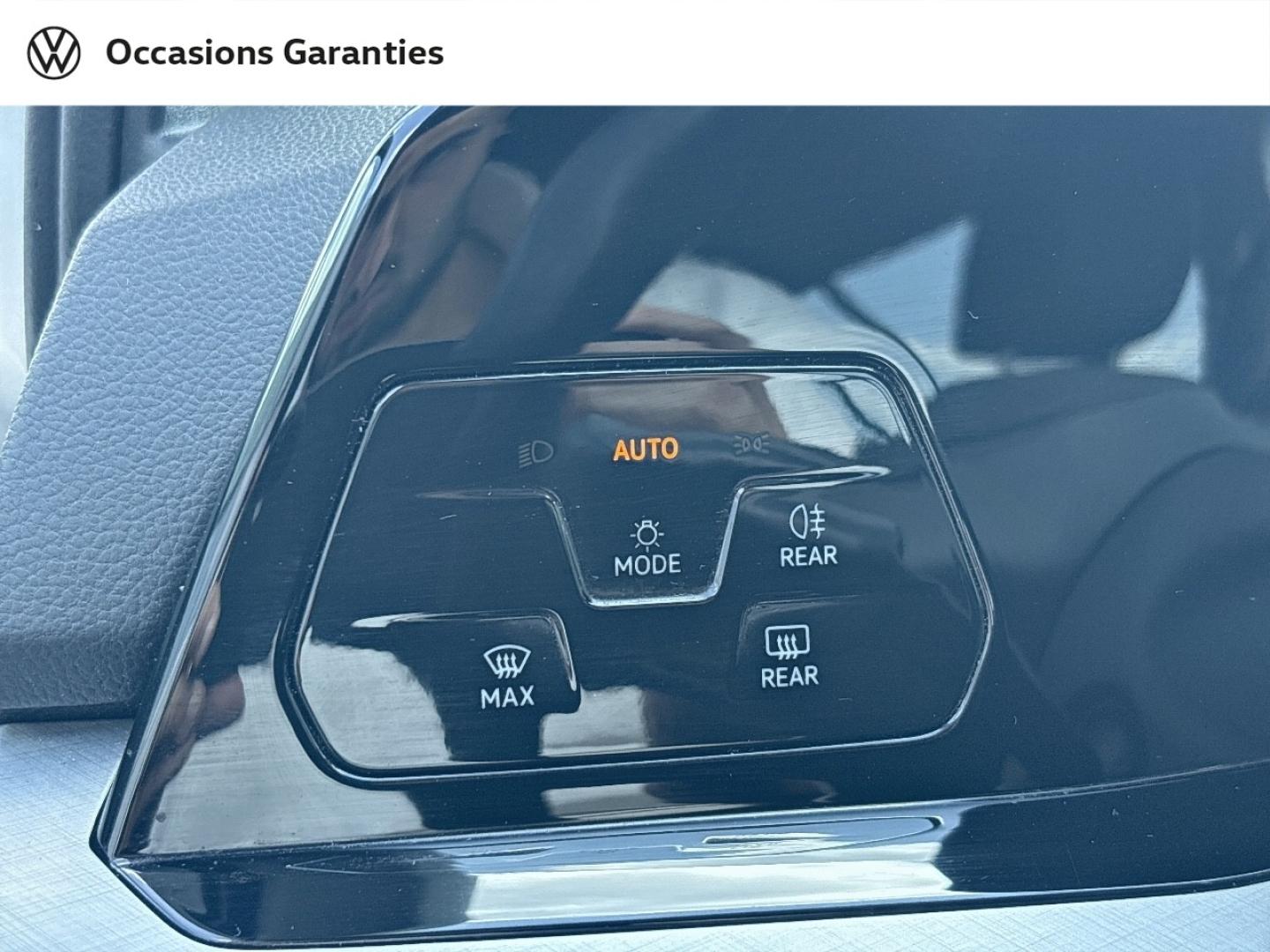 Voitures occasions VOLKSWAGEN GOLF Life Sarreguemines