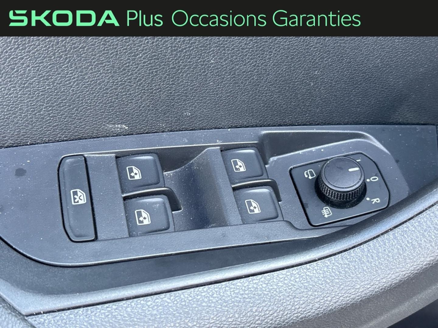 Voitures occasions ŠKODA KAROQ Sportline Sarreguemines