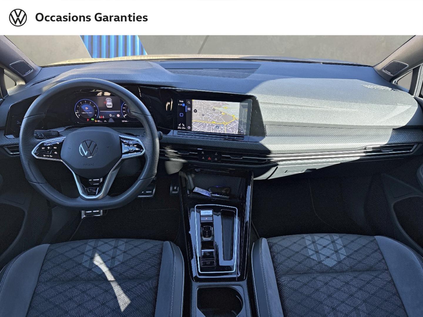 Voitures occasions VOLKSWAGEN GOLF R-Line Metz