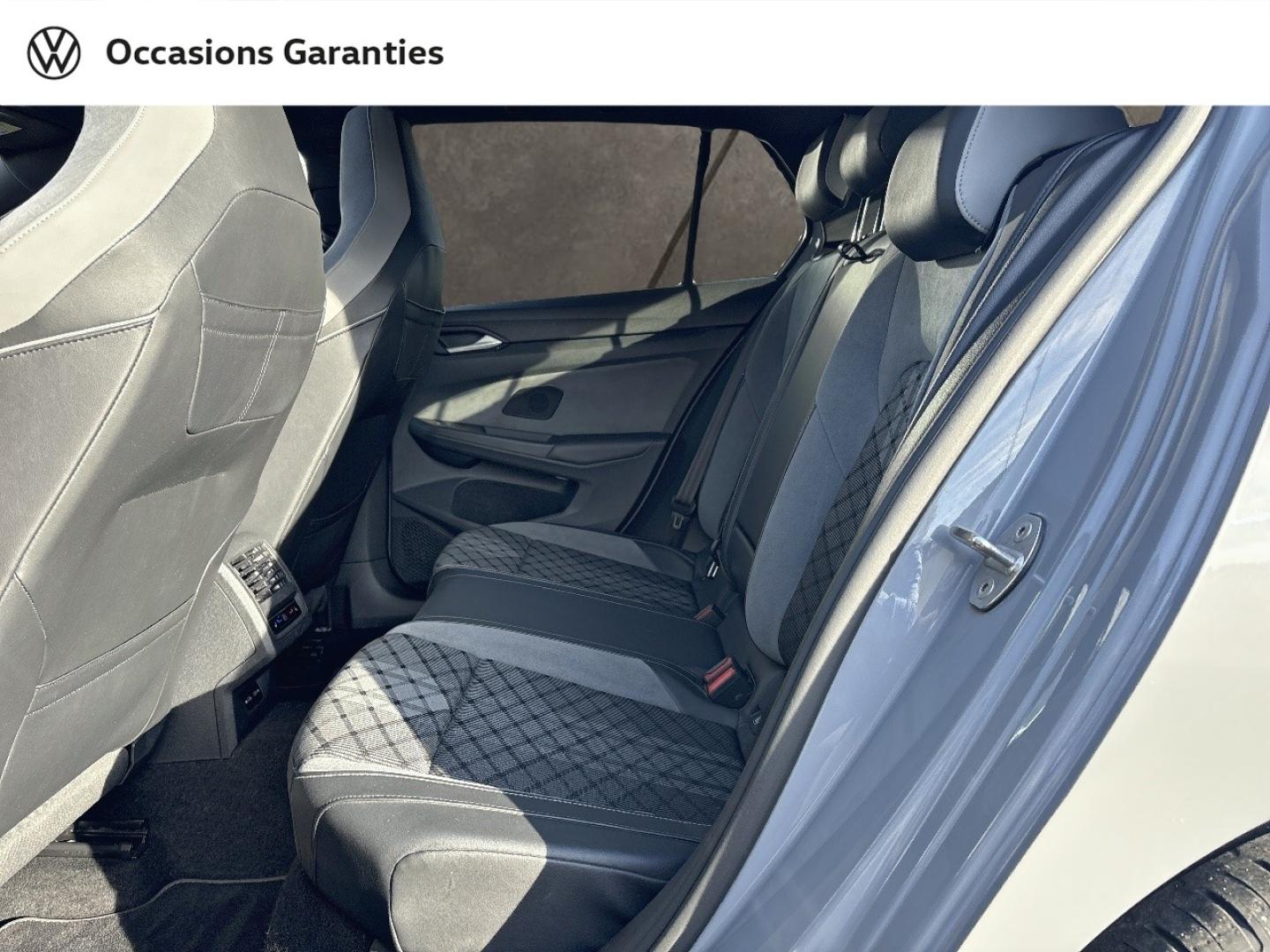 Voitures occasions VOLKSWAGEN GOLF R-Line Sarreguemines