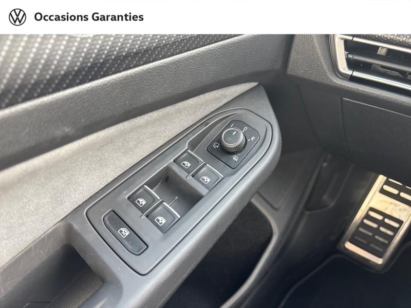 Voitures occasions VOLKSWAGEN GOLF R-Line Thionville