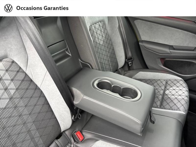 Voitures occasions VOLKSWAGEN GOLF R-Line Thionville