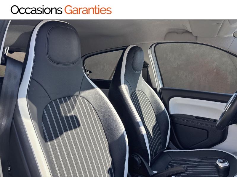Voitures occasions RENAULT TWINGO Intens Thionville
