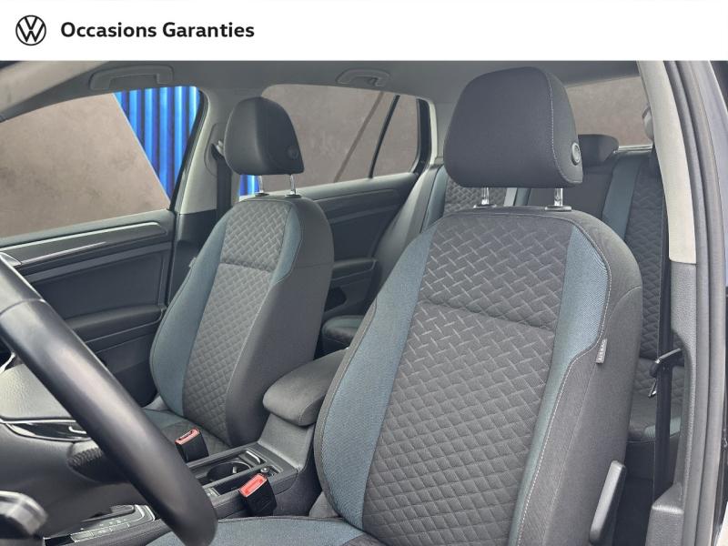 Voitures occasions VOLKSWAGEN GOLF IQ.Drive Thionville