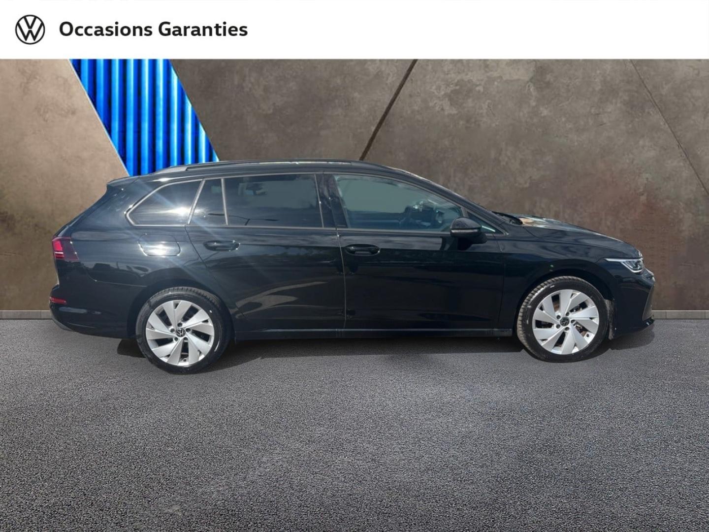 Voitures occasions VOLKSWAGEN Golf SW Life Plus Thionville