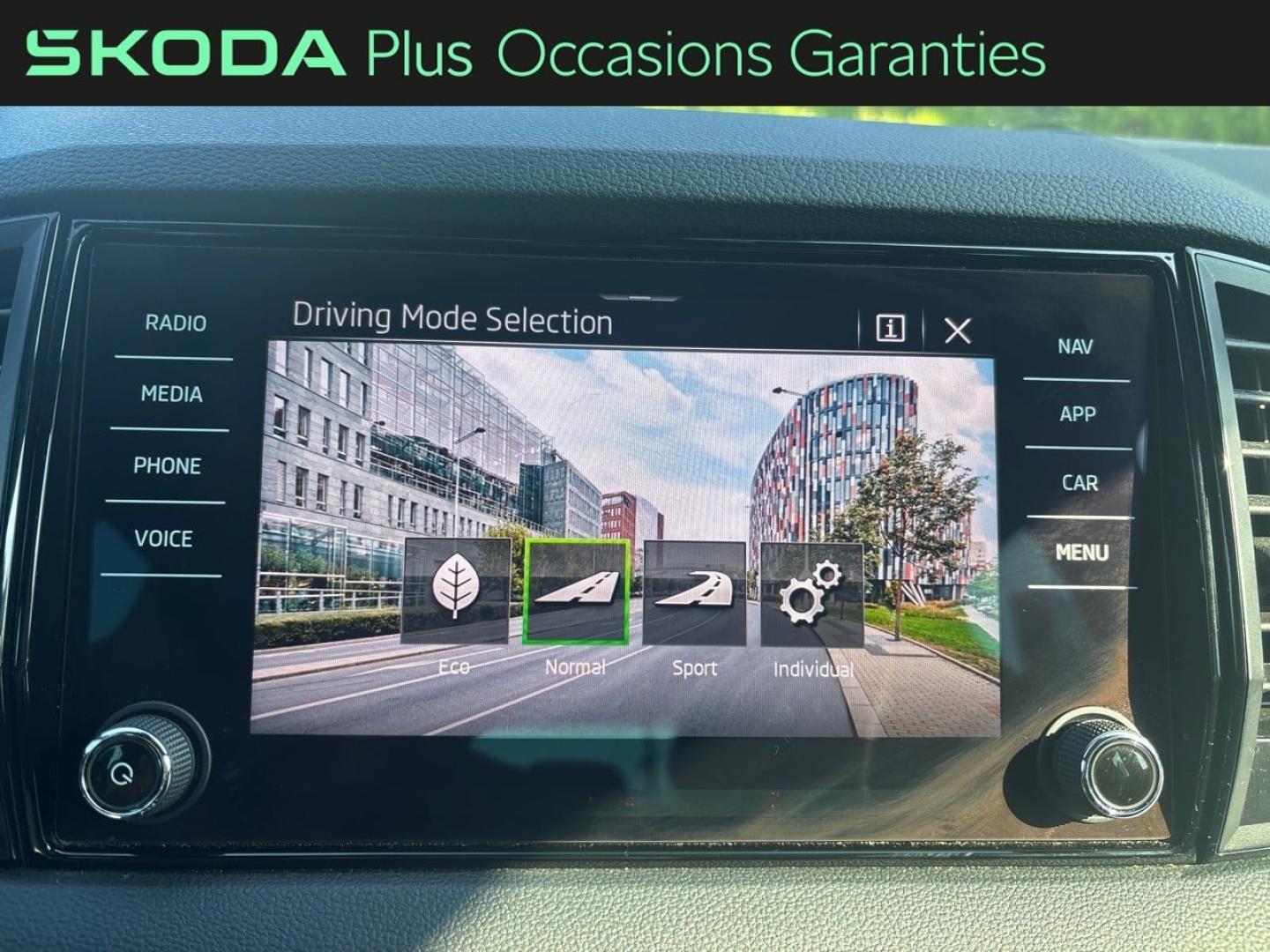 Voitures occasions ŠKODA KAROQ Sportline Thionville