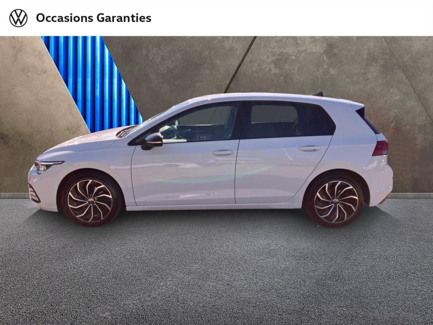 Voitures occasions VOLKSWAGEN GOLF Active Thionville