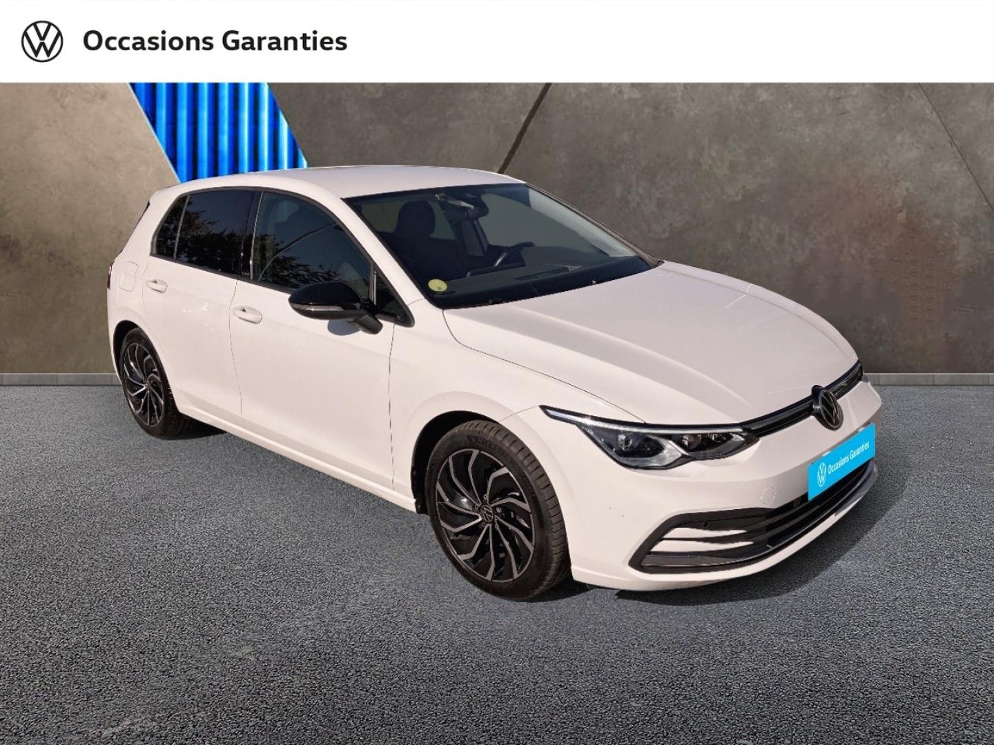 Voitures occasions VOLKSWAGEN GOLF Active Thionville