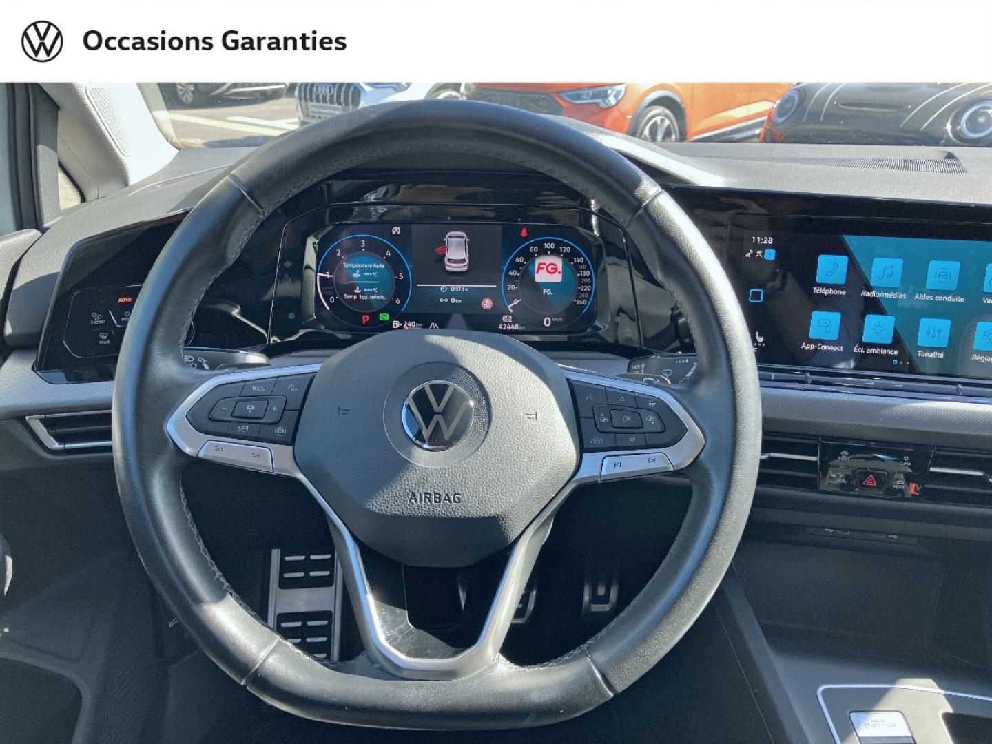 Voitures occasions VOLKSWAGEN GOLF Active Thionville