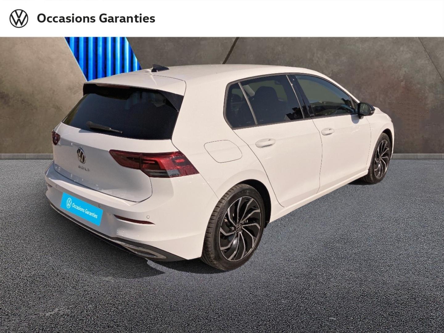 Voitures occasions VOLKSWAGEN GOLF Active Thionville