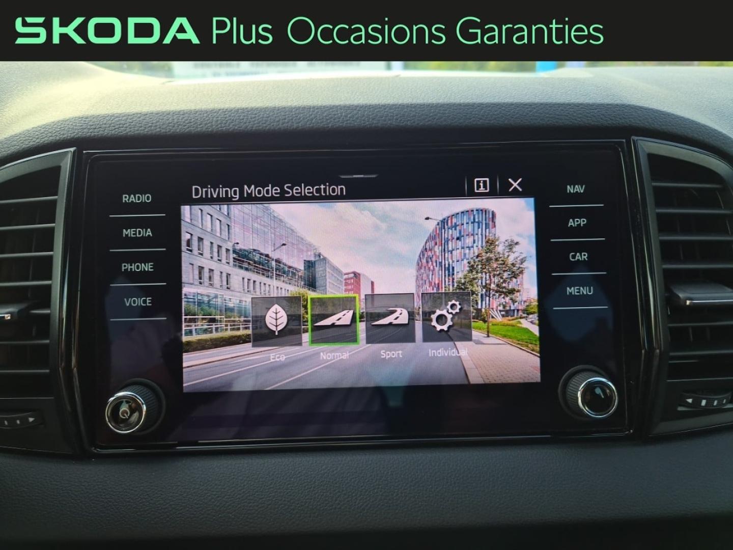 Voitures occasions ŠKODA KAROQ Sportline Thionville