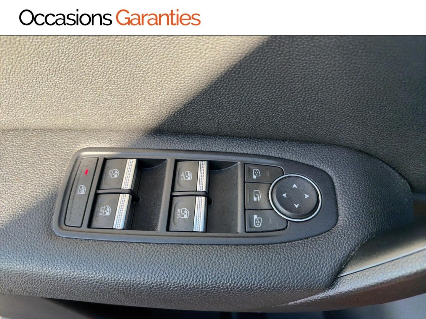 Voitures occasions RENAULT CAPTUR Intens Thionville