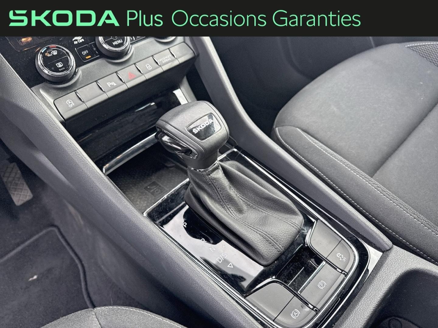 Voitures occasions ŠKODA KAROQ Business Dechy