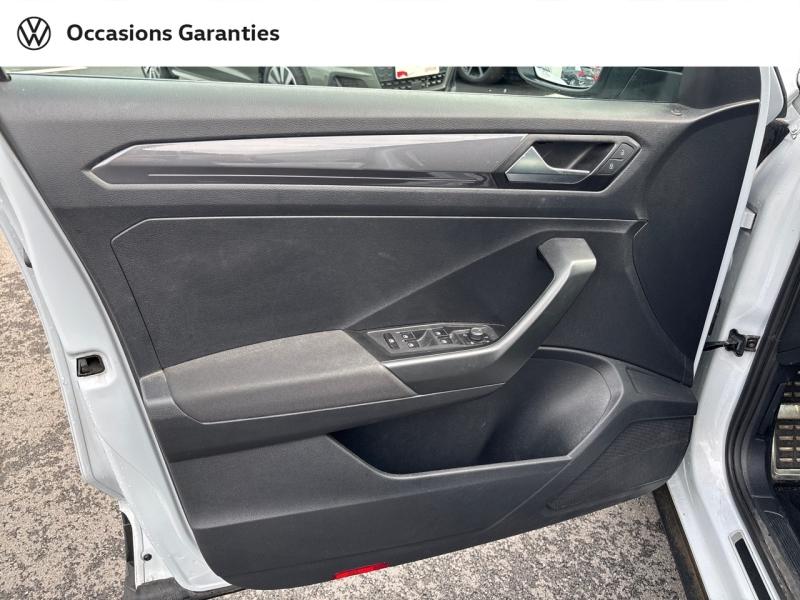 Voitures occasions VOLKSWAGEN T-ROC IQ.Drive Dechy