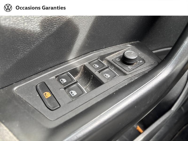 Voitures occasions VOLKSWAGEN T-ROC IQ.Drive Dechy