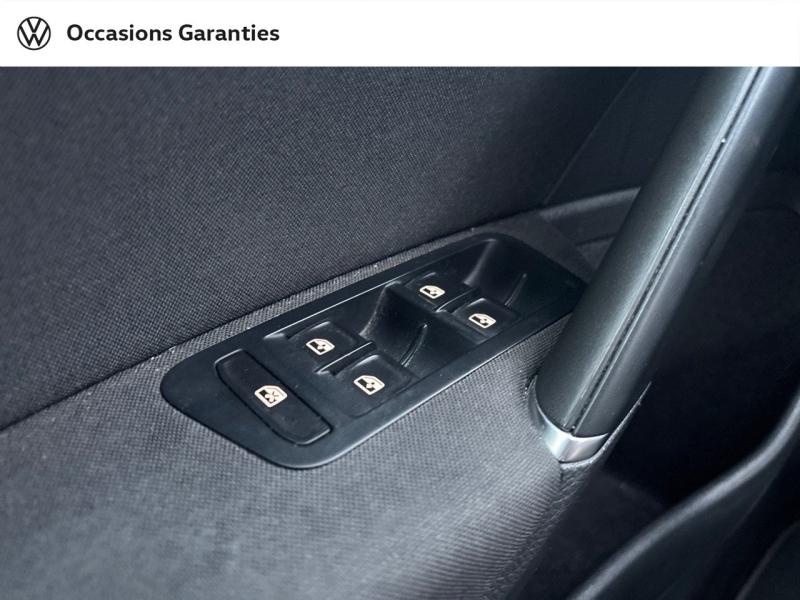 Voitures occasions VOLKSWAGEN GOLF IQ.Drive Dechy