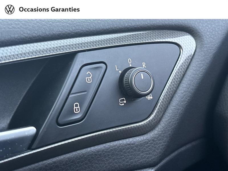 Voitures occasions VOLKSWAGEN GOLF IQ.Drive Dechy
