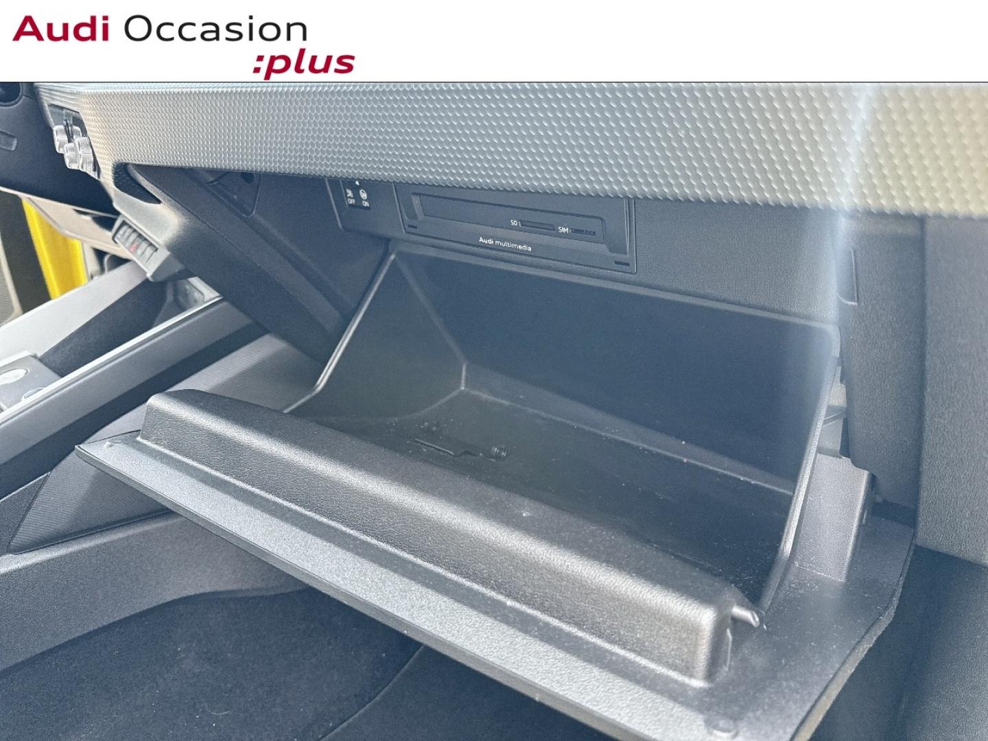 Voitures occasions Audi A1 Sportback Design luxe Dechy