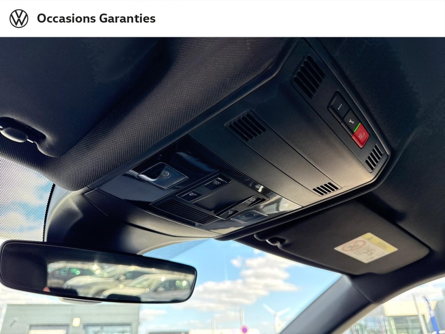 Voitures occasions VOLKSWAGEN T-CROSS R-Line Edition Lens