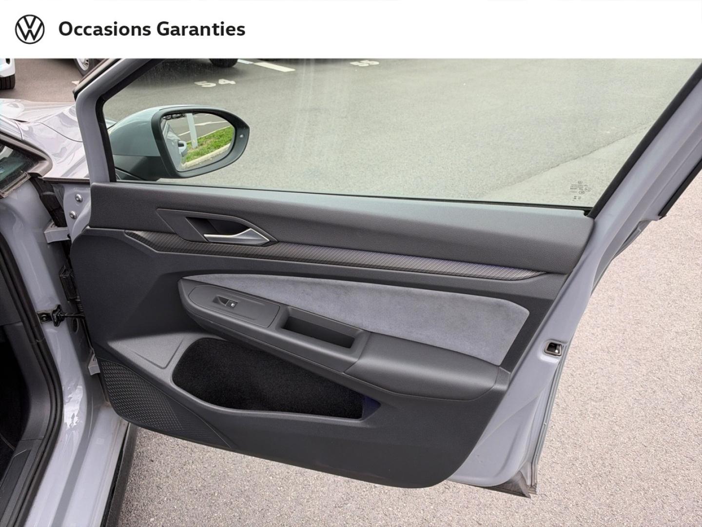Voitures occasions VOLKSWAGEN GOLF R-Line Villeneuve-d'Ascq