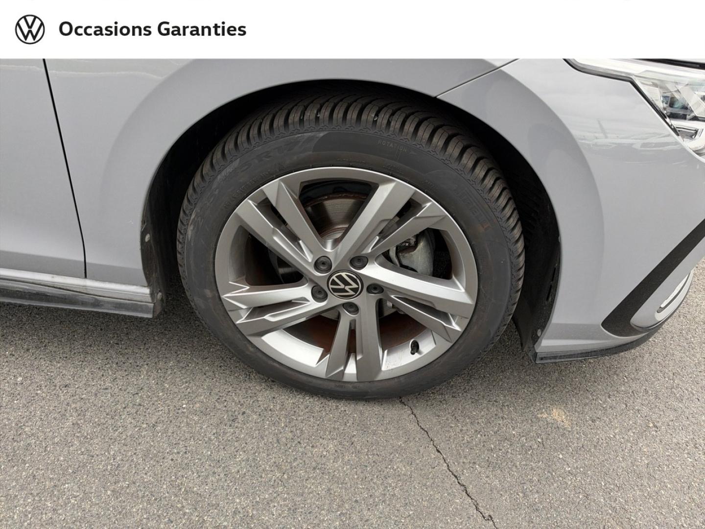 Voitures occasions VOLKSWAGEN GOLF R-Line Dechy