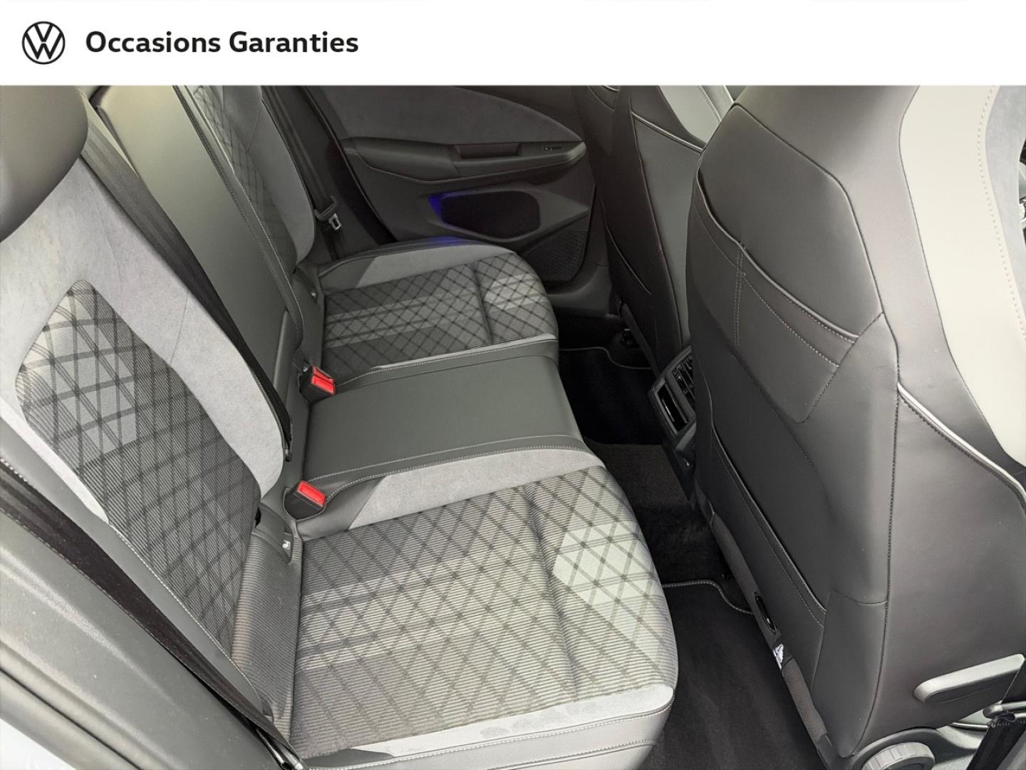 Voitures occasions VOLKSWAGEN GOLF R-Line Villeneuve-d'Ascq