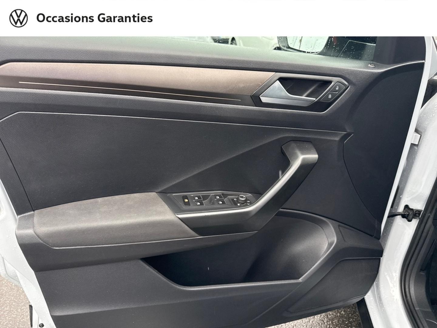Voitures occasions VOLKSWAGEN T-ROC Lounge Business Dechy