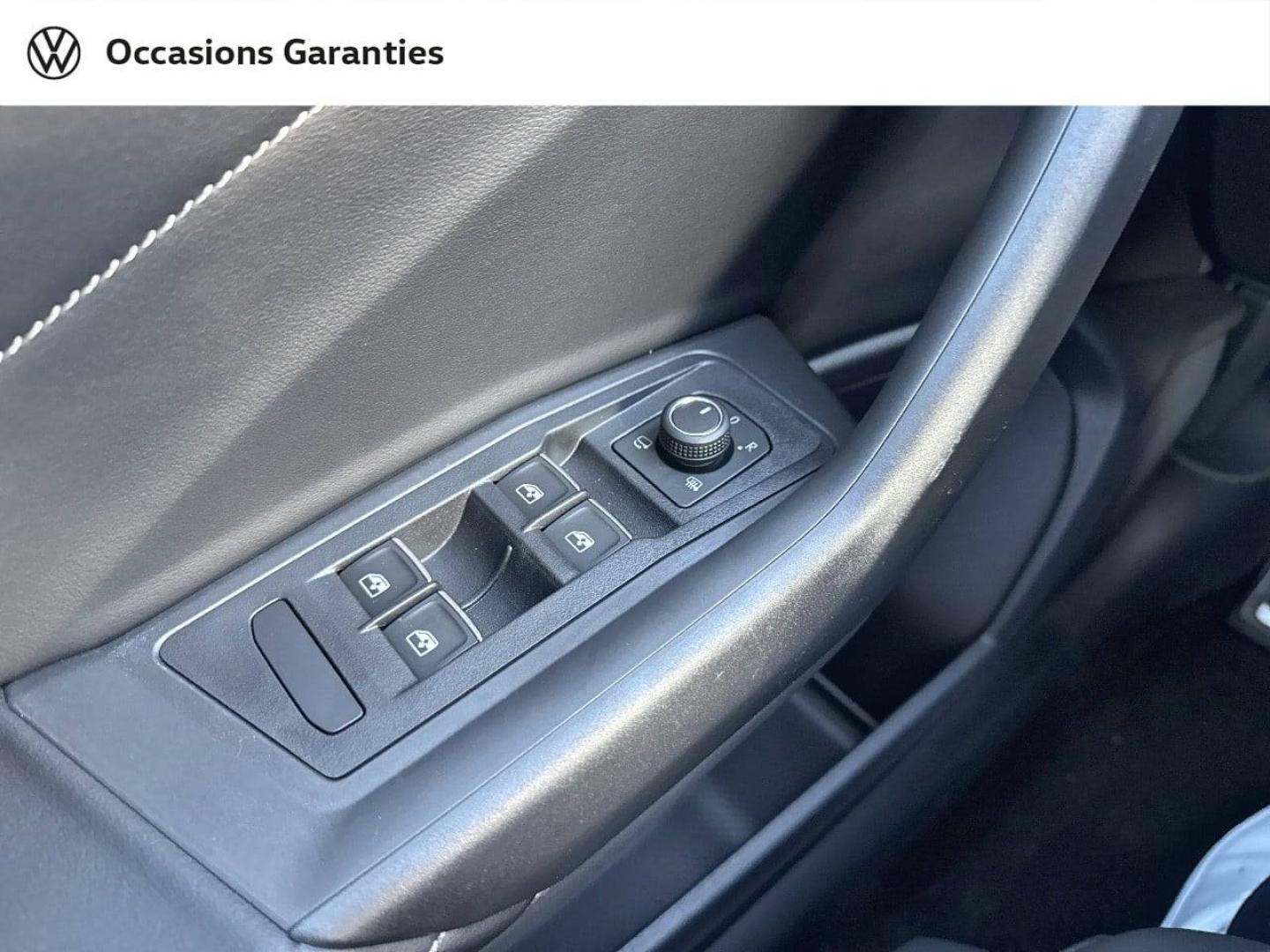 Voitures occasions VOLKSWAGEN T-Roc Cabriolet R-Line Lens