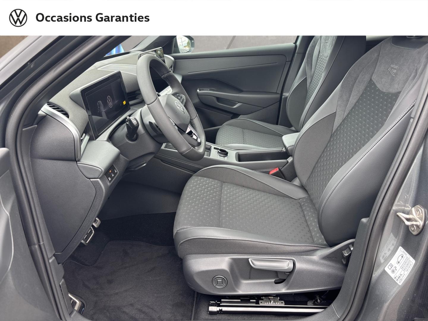 Voitures occasions VOLKSWAGEN T-ROC R-Line Lens