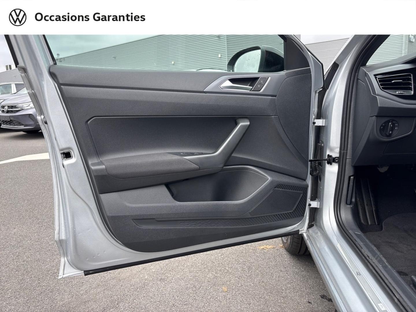 Voitures occasions VOLKSWAGEN TAIGO R-Line Edition Lens