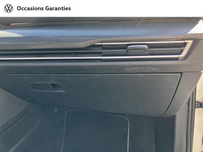 Voitures occasions VOLKSWAGEN GOLF R-Line Lens
