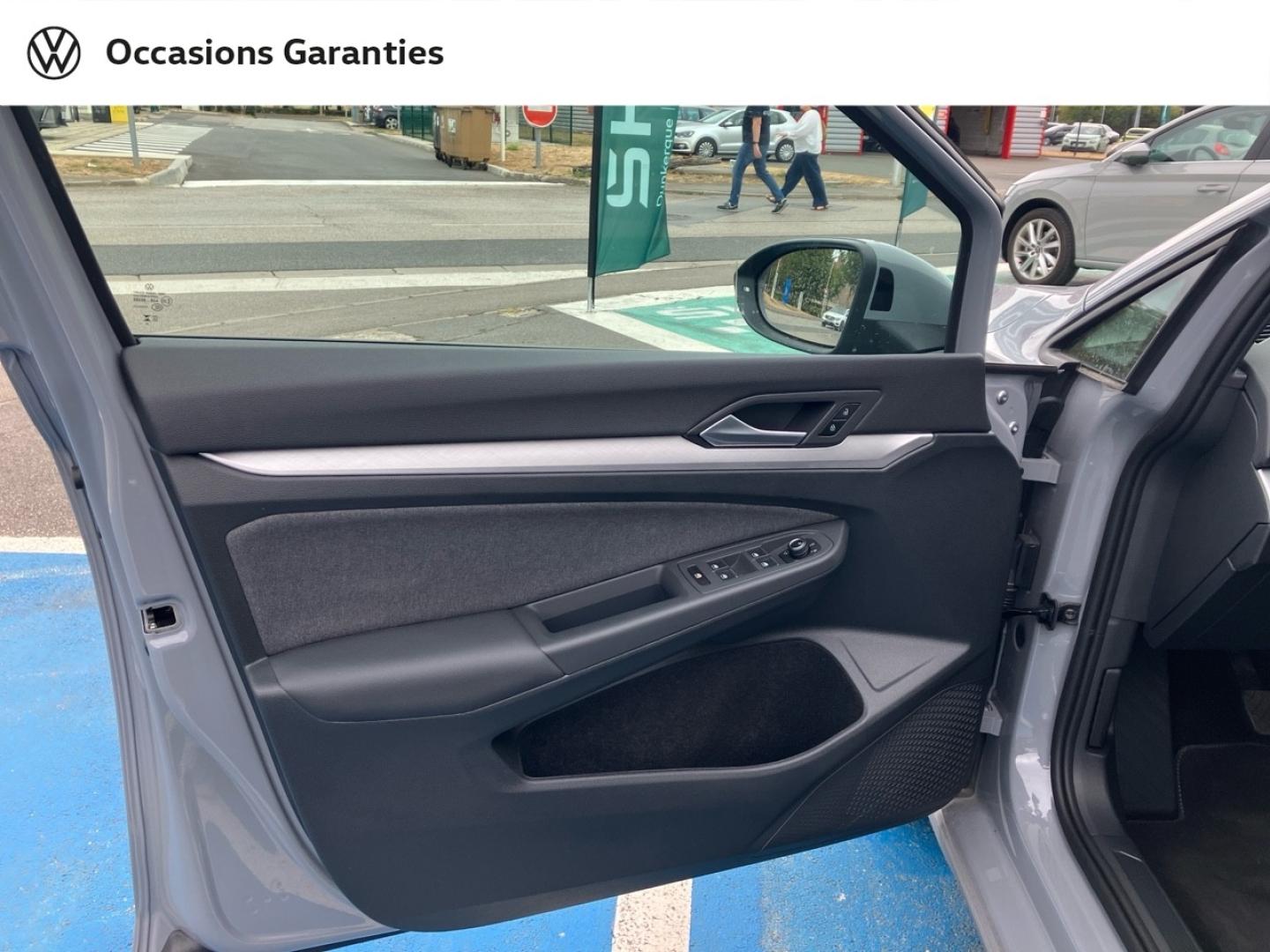 Voitures occasions VOLKSWAGEN Golf SW Life Plus Villeneuve-d'Ascq