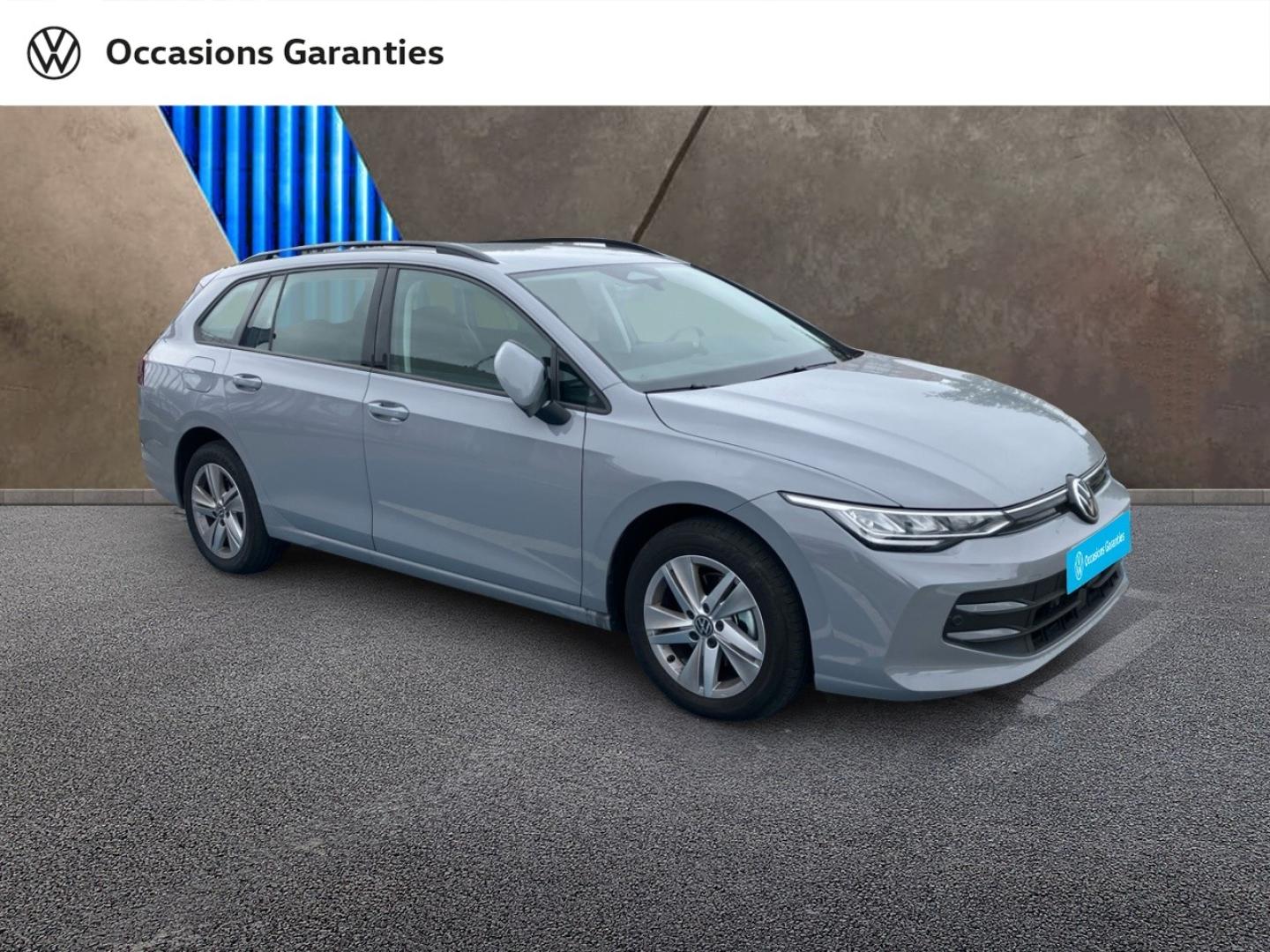 Voitures occasions VOLKSWAGEN Golf SW Life Plus Villeneuve-d'Ascq