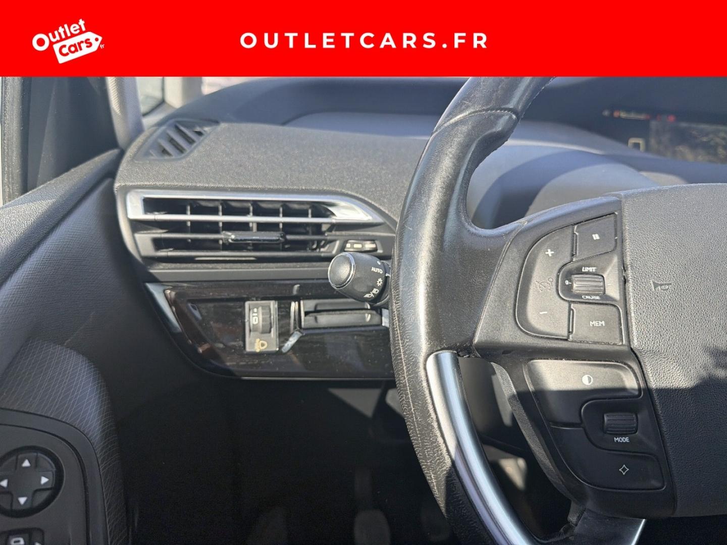 Voitures occasions CITROEN Grand C4 Picasso Attraction Dunkerque