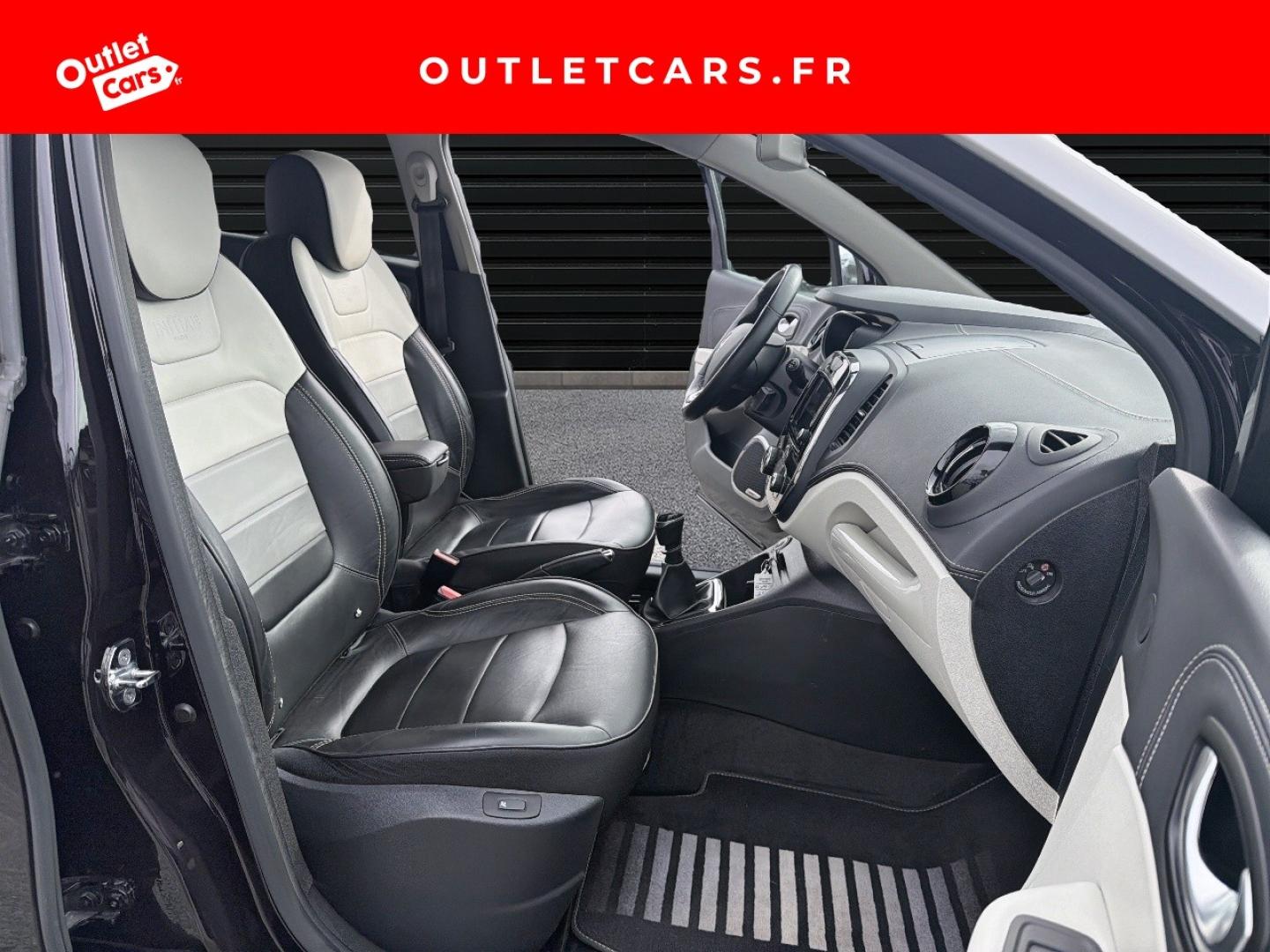 Voitures occasions RENAULT CAPTUR Initiale Paris Dunkerque