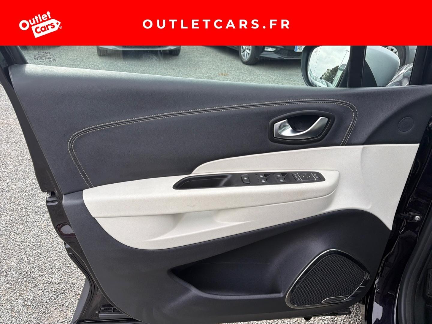 Voitures occasions RENAULT CAPTUR Initiale Paris Dunkerque