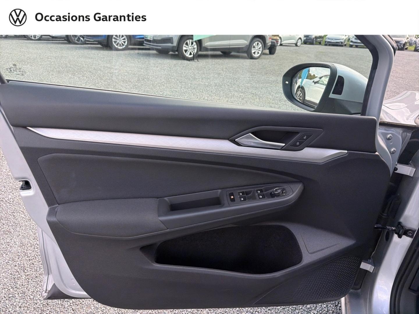 Voitures occasions VOLKSWAGEN GOLF Life Dunkerque